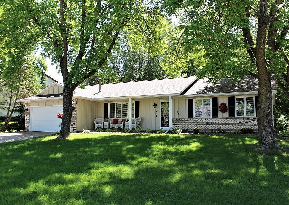 1st image of 2701 Hawthorne Ln