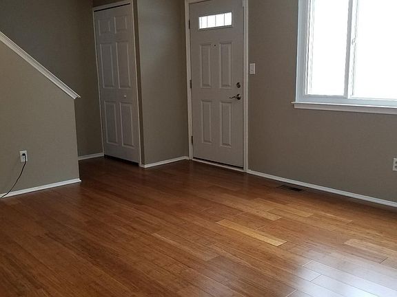 3rd image of 3067 Wolverine Dr