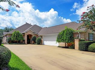 924 Eagle Lake Rd, Sealy, TX 77474