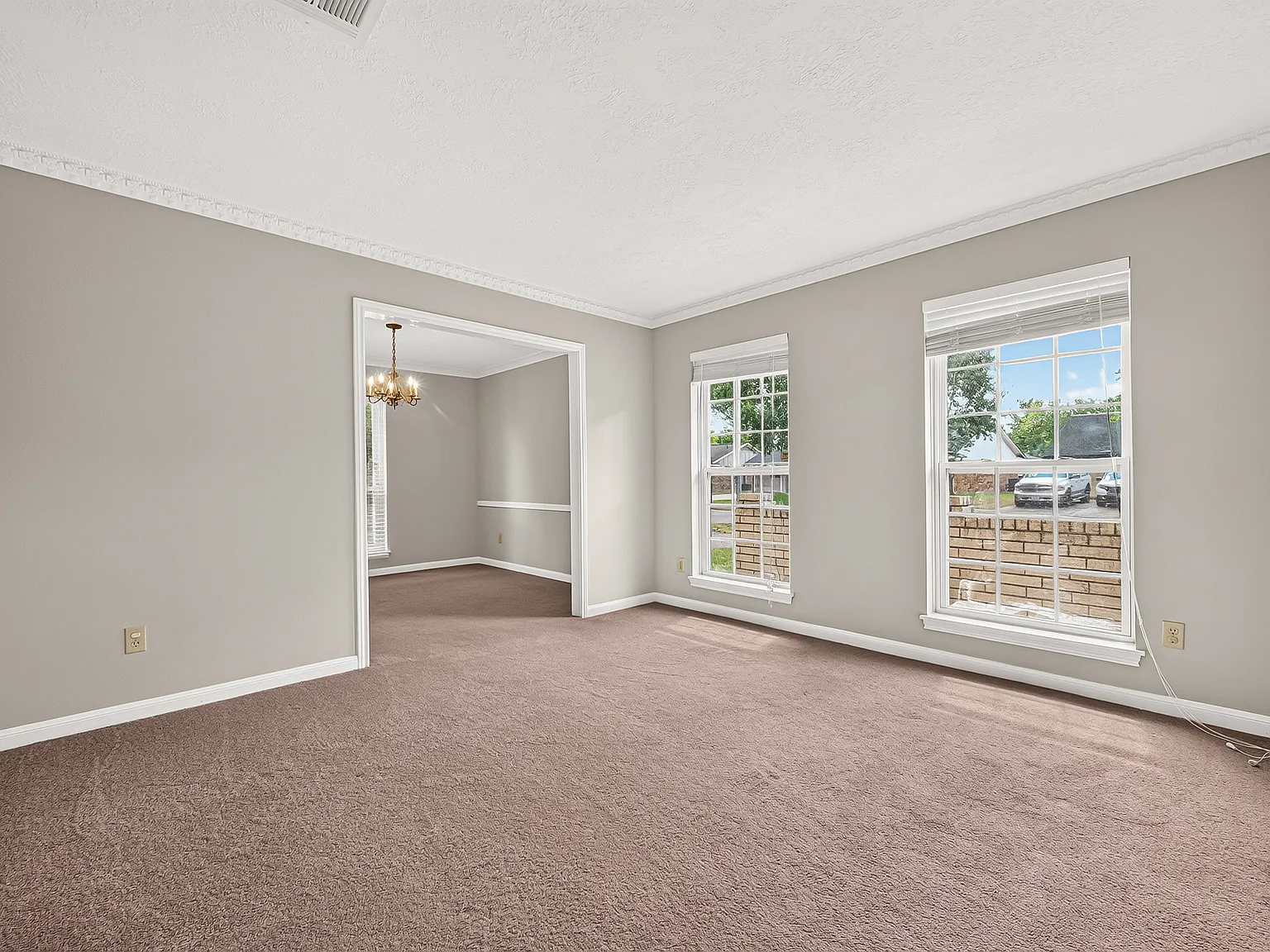 11710 N Petersham Drive — Photo 4