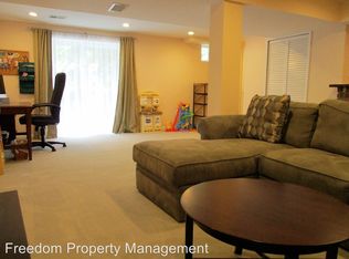 9924 Rand Dr, Burke, VA 22015