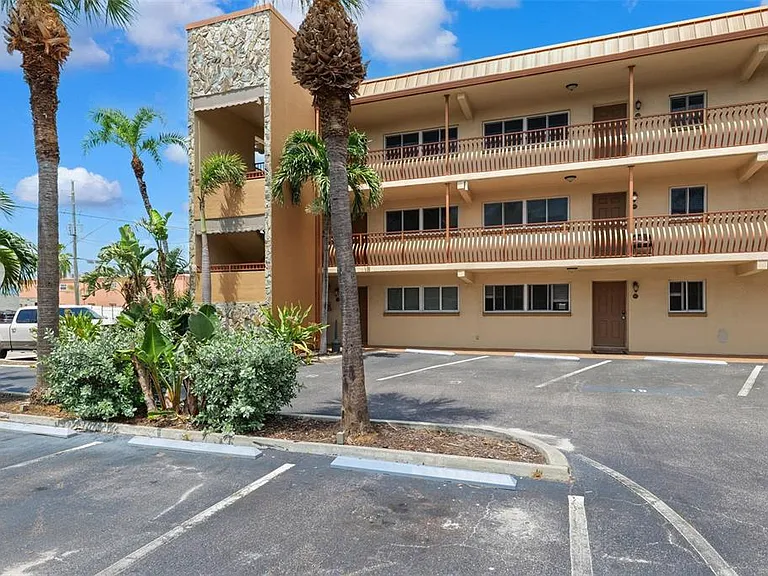 10265 Gulf Blvd #A-301 — Photo 19