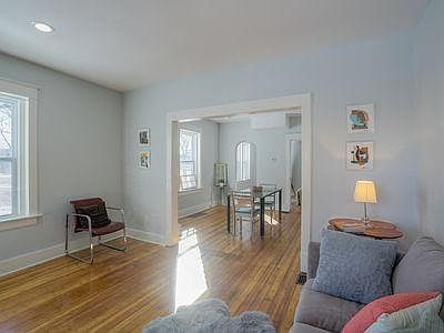 leads to office/dining Multi-purpose room with 2 large his/hers closets