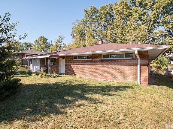 2nd image of 625 Skyview Dr