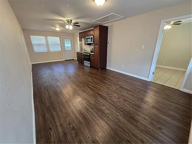 123 Kadak Ln #1 — Photo 5