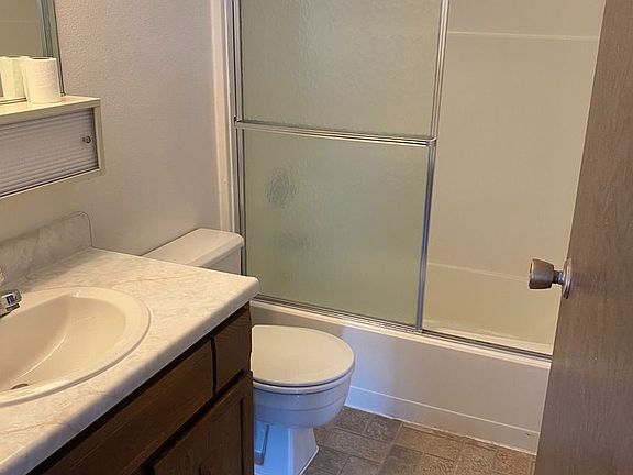 4th image of 113 W Interstate Ave #3