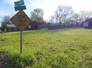 126 Ralph Bunch St, Crockett, TX 75835