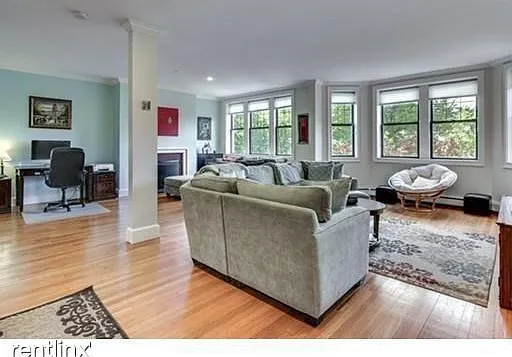 1199 Beacon St. — Photo 4