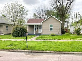 1216 E 4th St, Sedalia, MO 65301