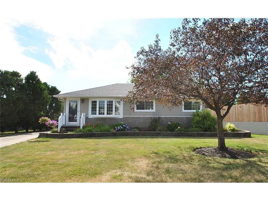 4692 Bailey Rd photo 1