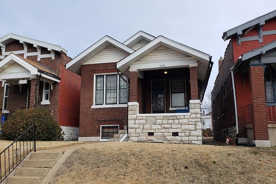 1st image of 4833 Sacramento Ave