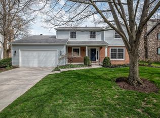 2164 Sandover Rd, Columbus, OH 43220