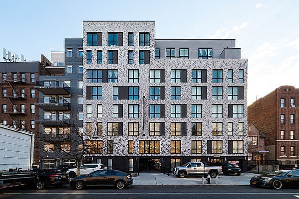 1st image of 210 Linden Blvd #8D