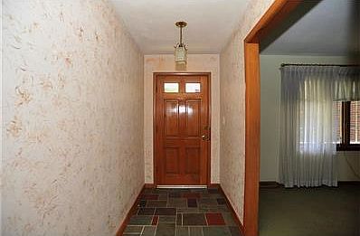 2nd image of 6815 Dorchester Ct