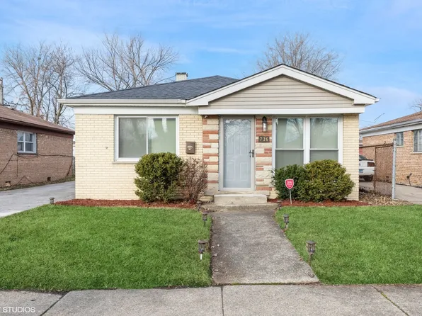 736 E 155th Pl, Phoenix, IL 60426