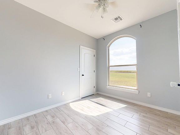 3rd image of 12580 NE Meers Porter Hill Rd