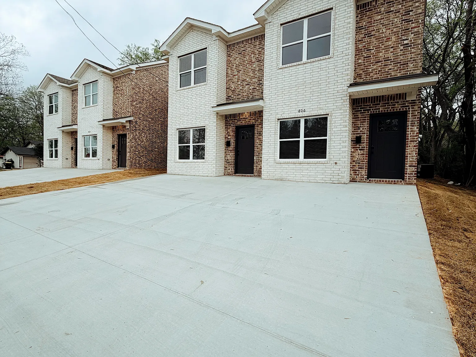 3 bed, 1400 sqft, $1,450 — Photo 3