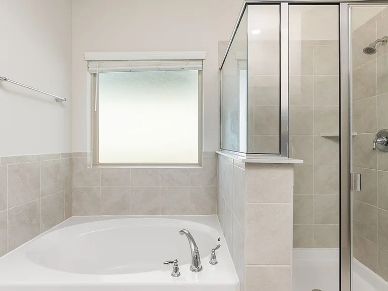 10226 Juniper Oaks — Photo 9