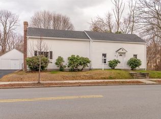 24 Forest St, Worcester, MA 01609