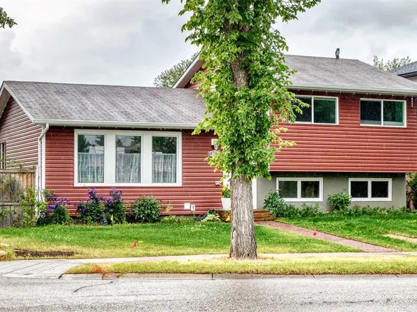 14672 N Deer Ridge Dr SE, Calgary, AB T2J 5Y4