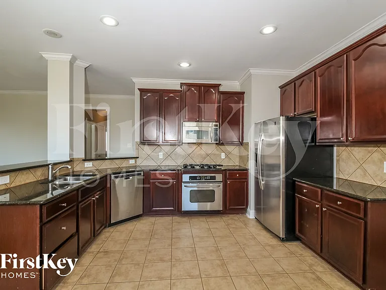 9752 Forney Trl — Photo 7