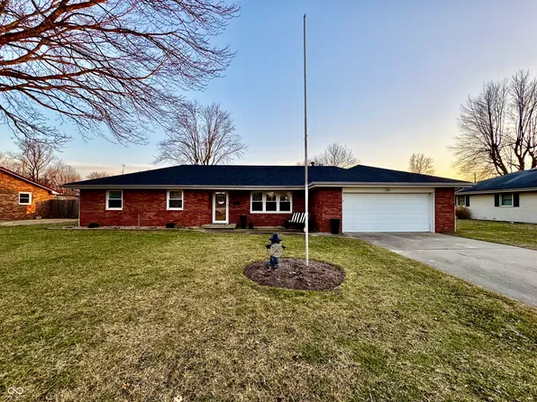 1503 Stadium Dr, Seymour, IN 47274