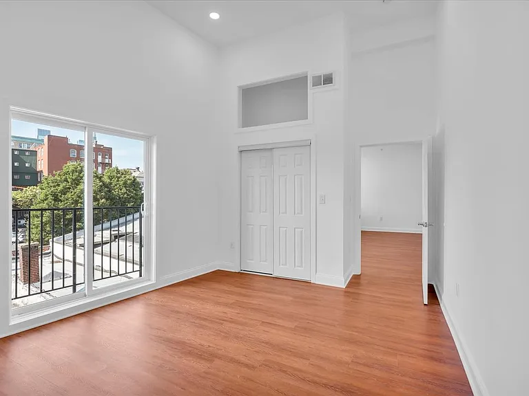 1406 Fairmount Ave #15 — Photo 12