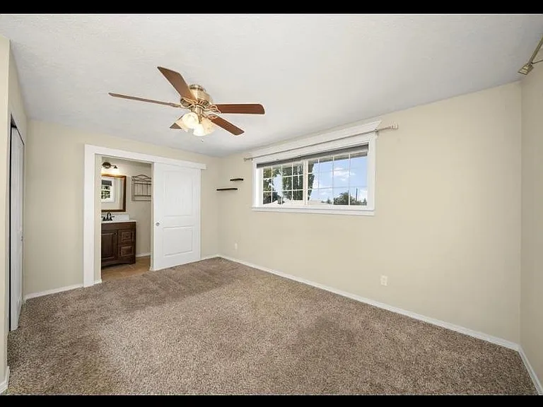 5820 N Moore St — Photo 15