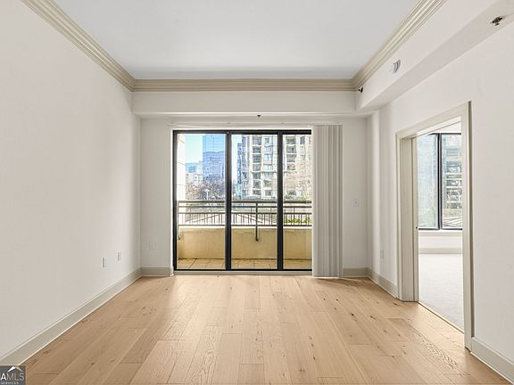 3rd image of 3445 Stratford Rd NE APT 305