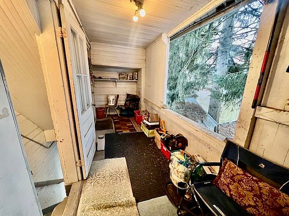 3rd image of 69 Spencer Ave