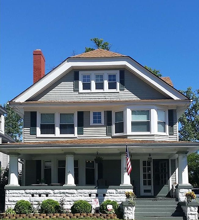 1st image of 14704 Clifton Blvd