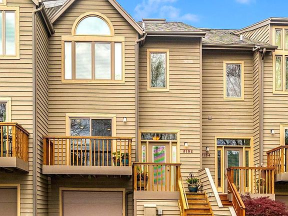2nd image of 2182 Chesapeake Harbour Dr E