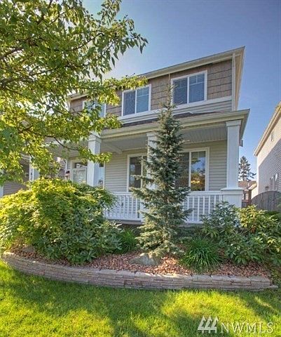 1st image of 1636 181st St E