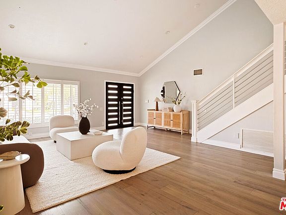 3rd image of 5511 Alcove Ave