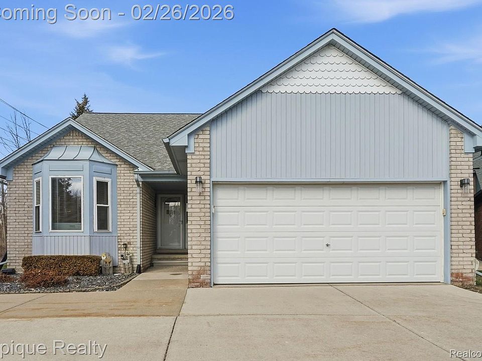 1st image of 20080 Levee Ct