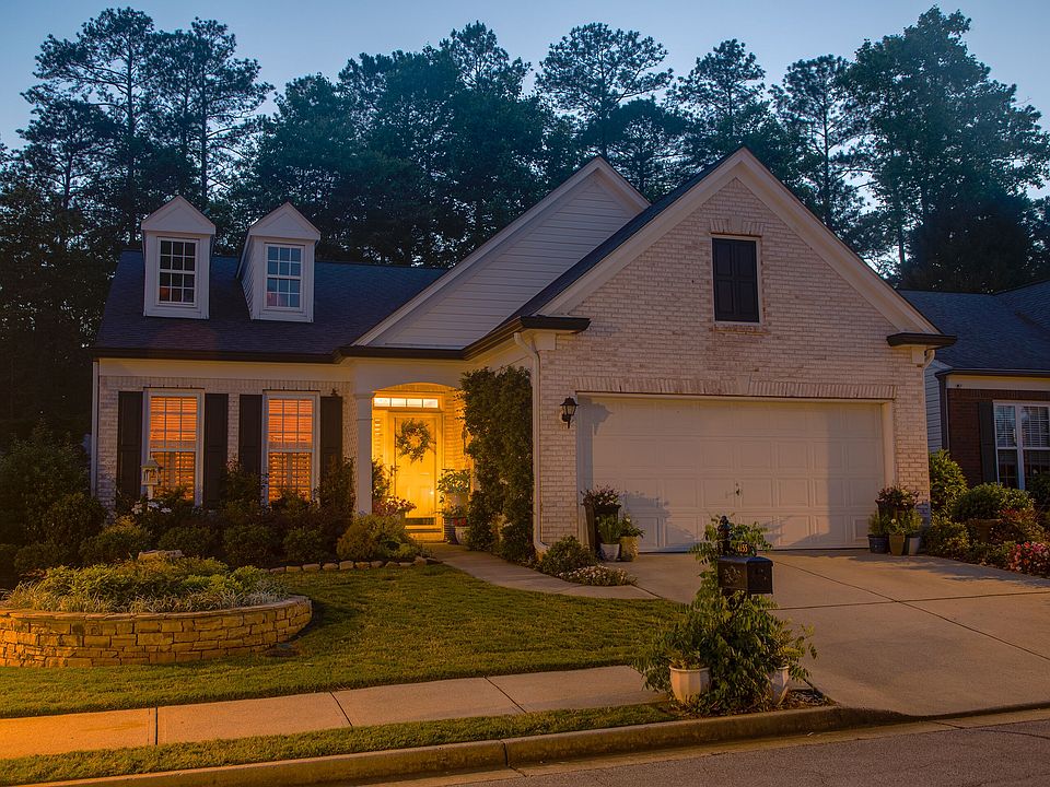 2nd image of 4155 Prince Charles Dr