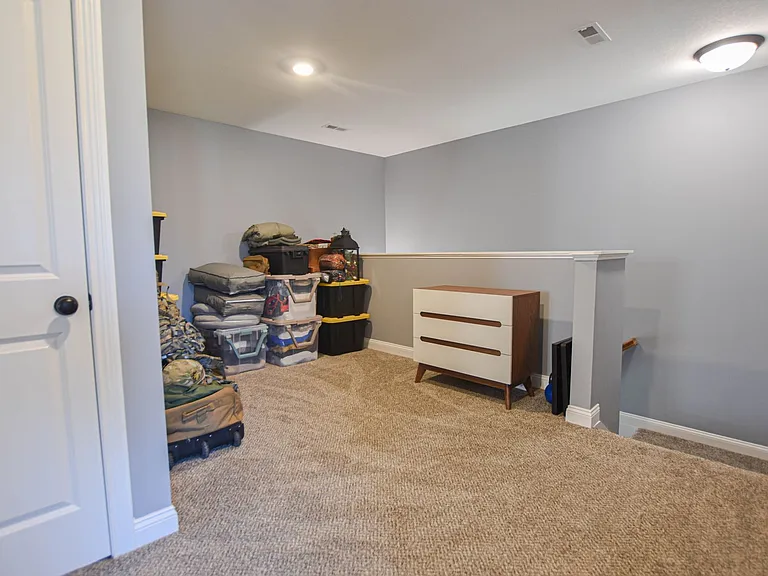 195 Sambar Dr — Photo 14