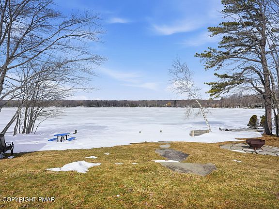 2nd image of 201 Bear Creek Lake Dr