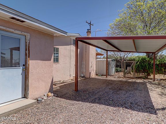 4th image of 1926 Mahogany Dr