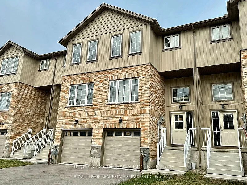 3 bed, $3,000 — Photo 1