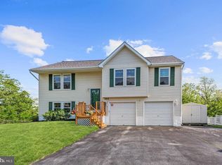 603 Cinnamon Tree Ct, Baltimore, MD 21228