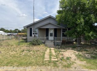 513 Ave N, SUNRAY, TX 79086