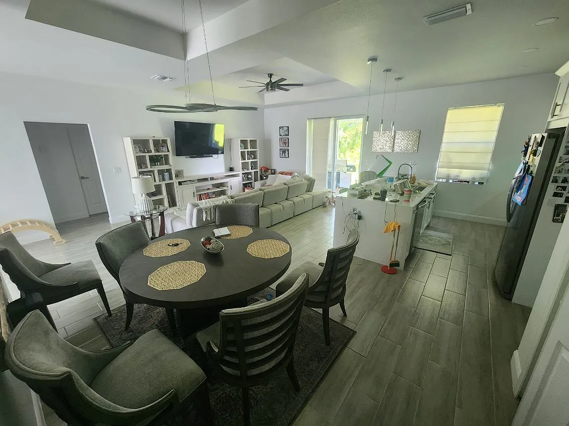 3 bed, 1630 sqft, $2,200 — Photo 4