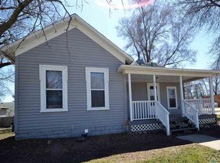 415 W 5th St, Canton, SD 57013