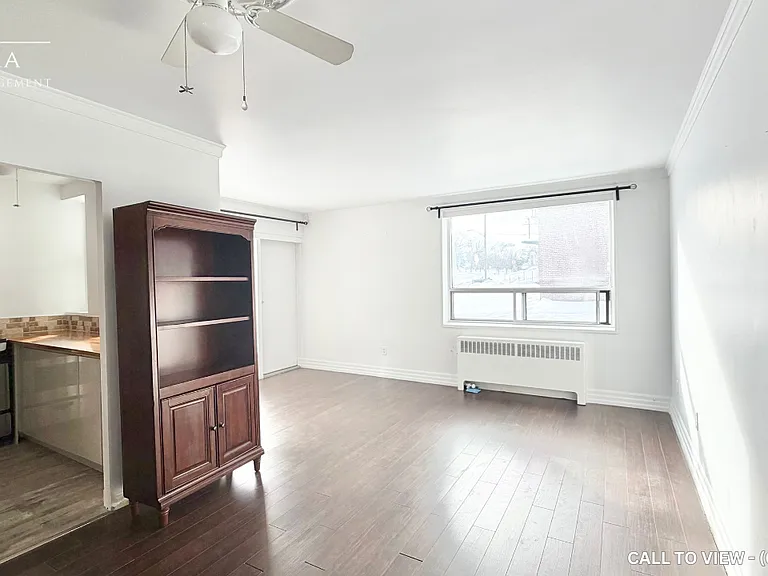 6 Kings Point Dr #2 — Photo 1