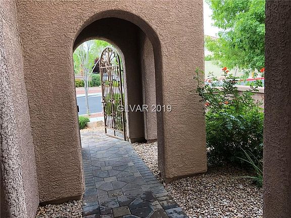 2nd image of 10274 Sourwood Ave