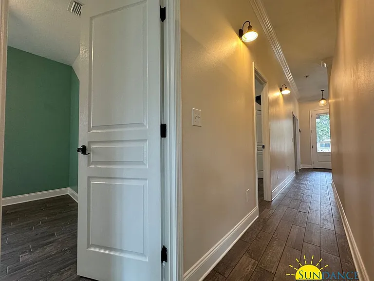 306 Ohio Pl — Photo 24