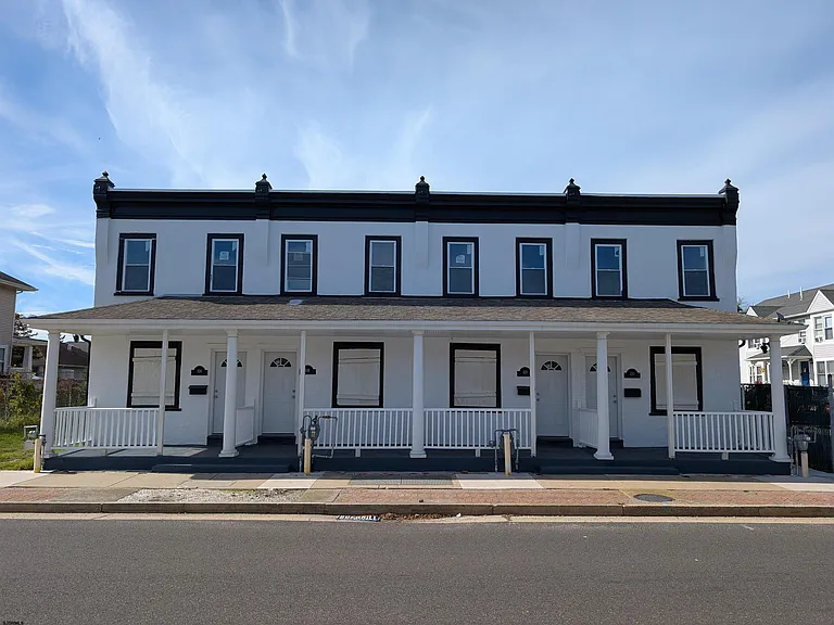 130 N Delaware Ave — Photo 1