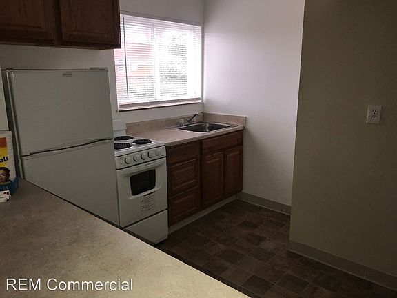 2nd image of 13204 Puritas Ave APT 5