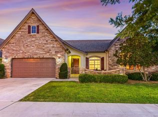 470 W Warwick Ave, Clovis, CA